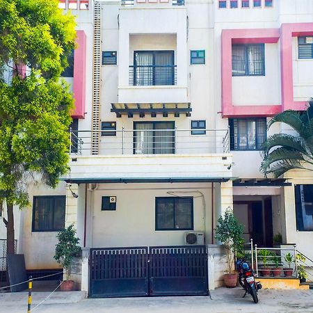 فندق Oyo 5934 Lokaz بنغالور المظهر الخارجي الصورة